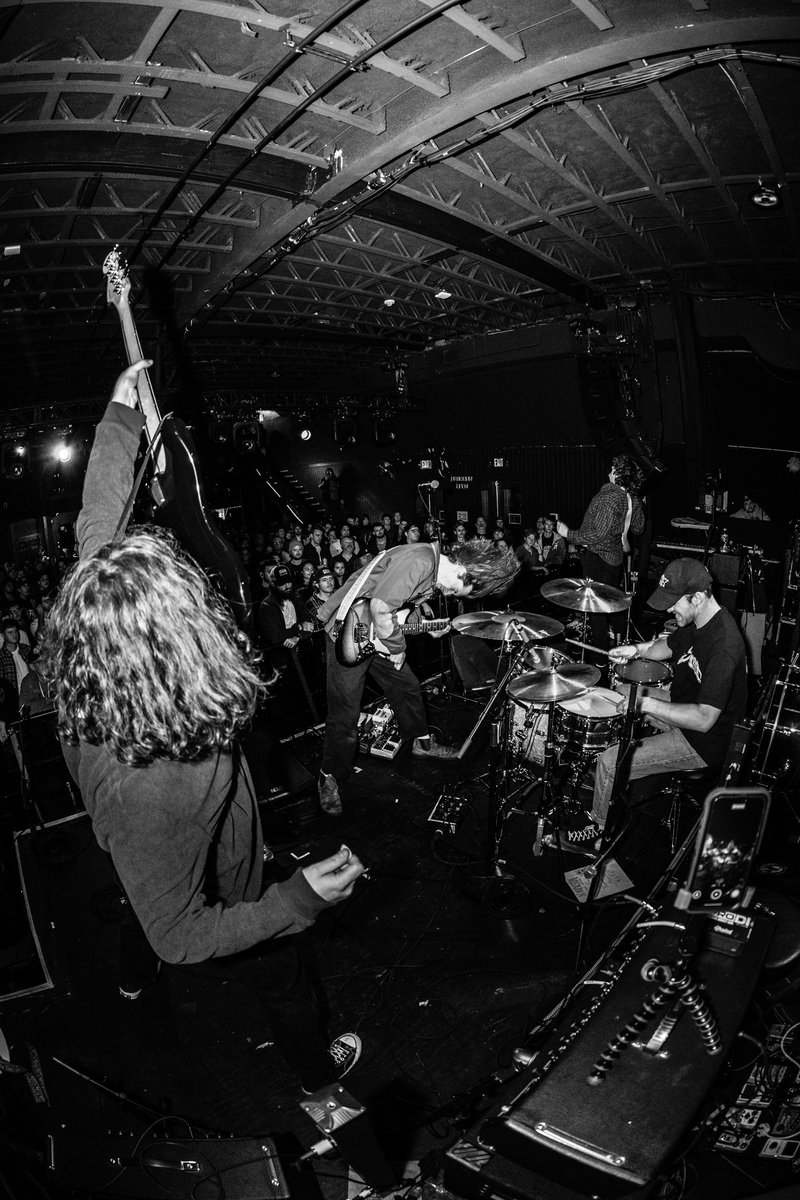 Nashville rock band Khamsin Returns With New Double A-Side “Thousand Yard Stare / Abacus”
