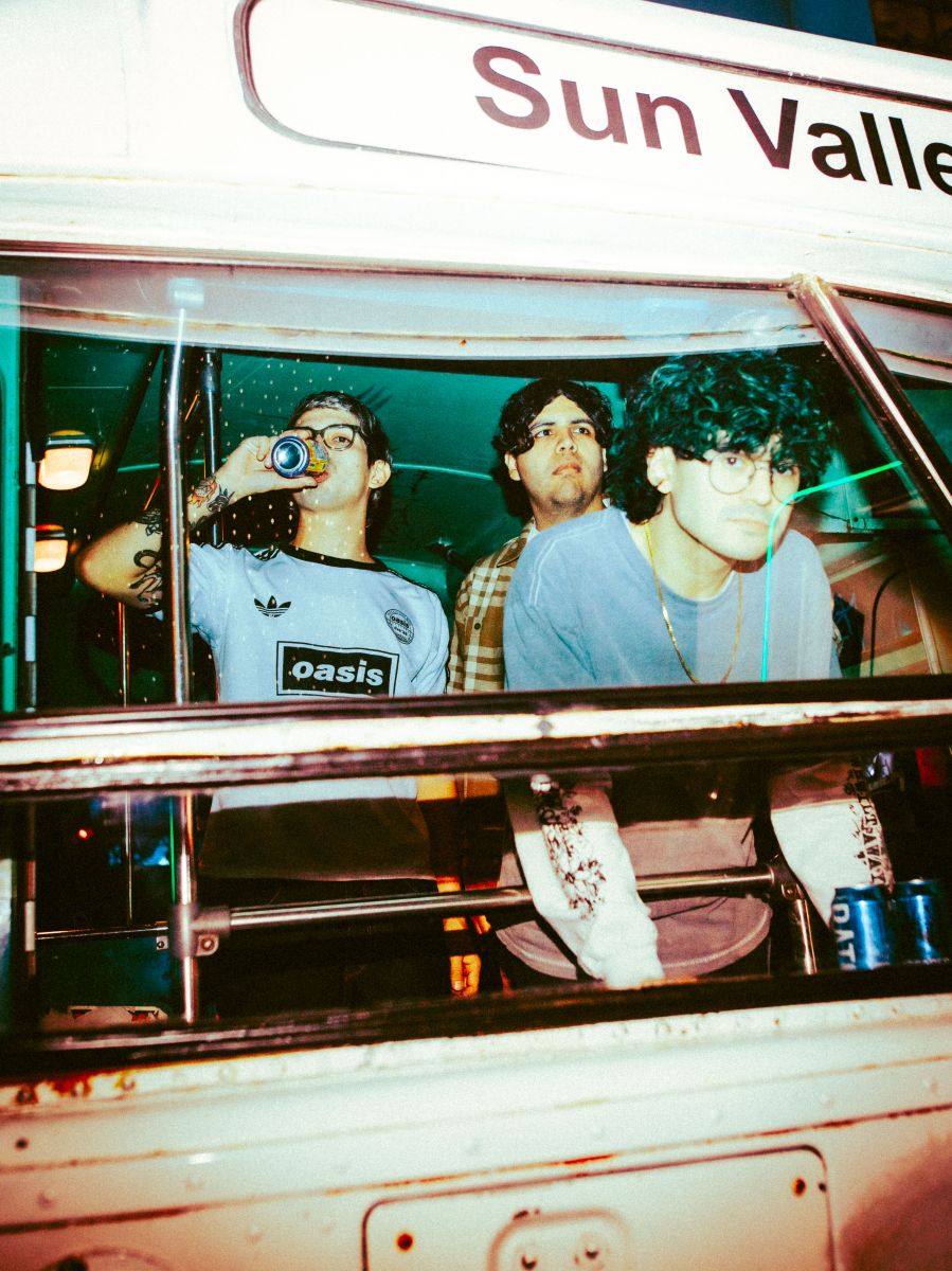 Emo/pop punk rockers Riley! release new single "Two Bucks" featuring Eric Egan